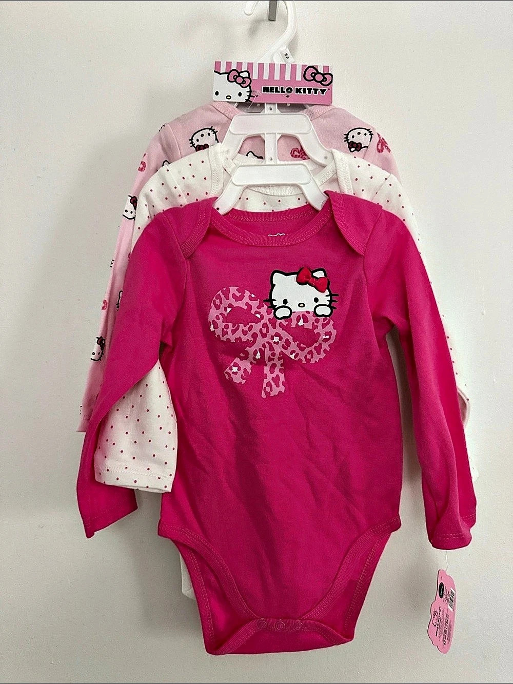 Hello Kitty 3-Piece Bodysuit Set in Pink & White NWT Size 18 Months